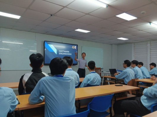 Trải nghiệm thực tế với Công nghệ phần mềm và kiểm thử phần mềm tại Khoa Công nghệ thông tin DNTU