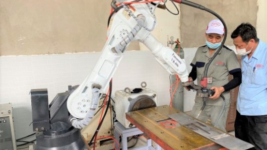 Xu hướng chọn nghề năm 2023: Khối ngành công nghệ tiếp tục 'lên ngôi'